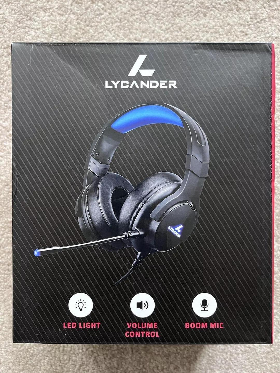 Lycander LGH-568 Over-Ear Gaming Headset with Mic & LED Lights